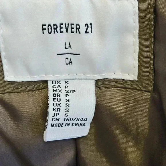 Forever 21 Jacket Size Small EUC - Picture 3 of 11